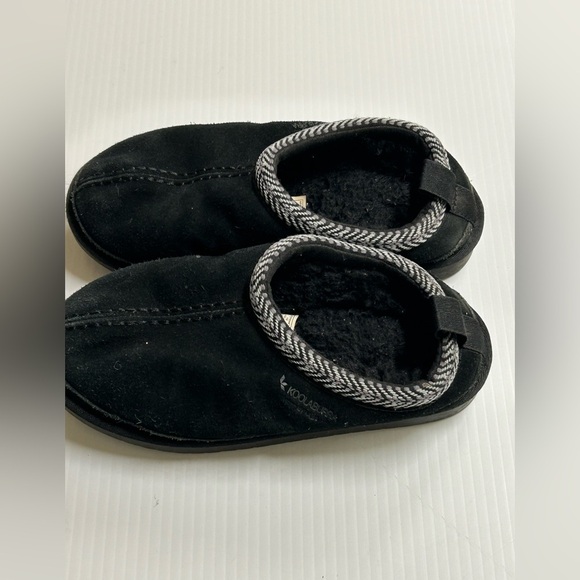 Koolaburra by UGG BURREE SLIP-ONS KIDS' SIZE 2 Black #1159670K - Picture 4 of 6
